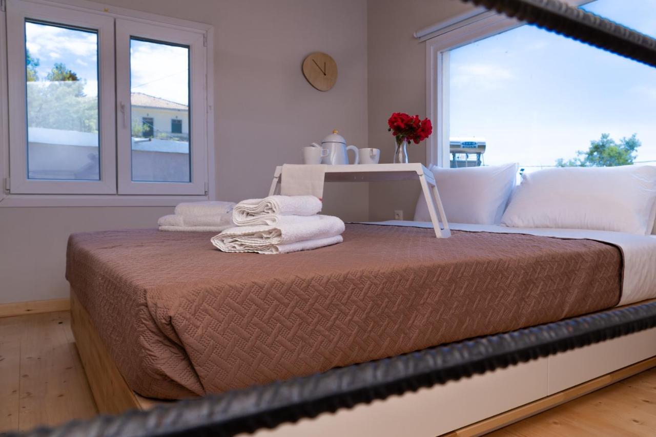 Stathis Suite Exanthia Exterior photo